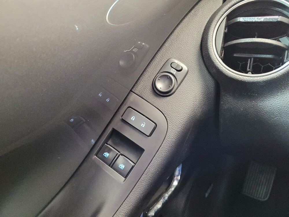 2015 Chevrolet Camaro in Columbus, OH 43231 - 18069513 27