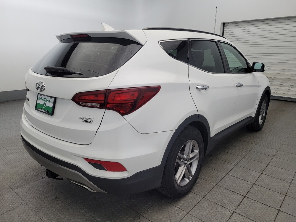 2017 Hyundai Santa Fe in Glen Burnie, MD 21061 - 18069533 9