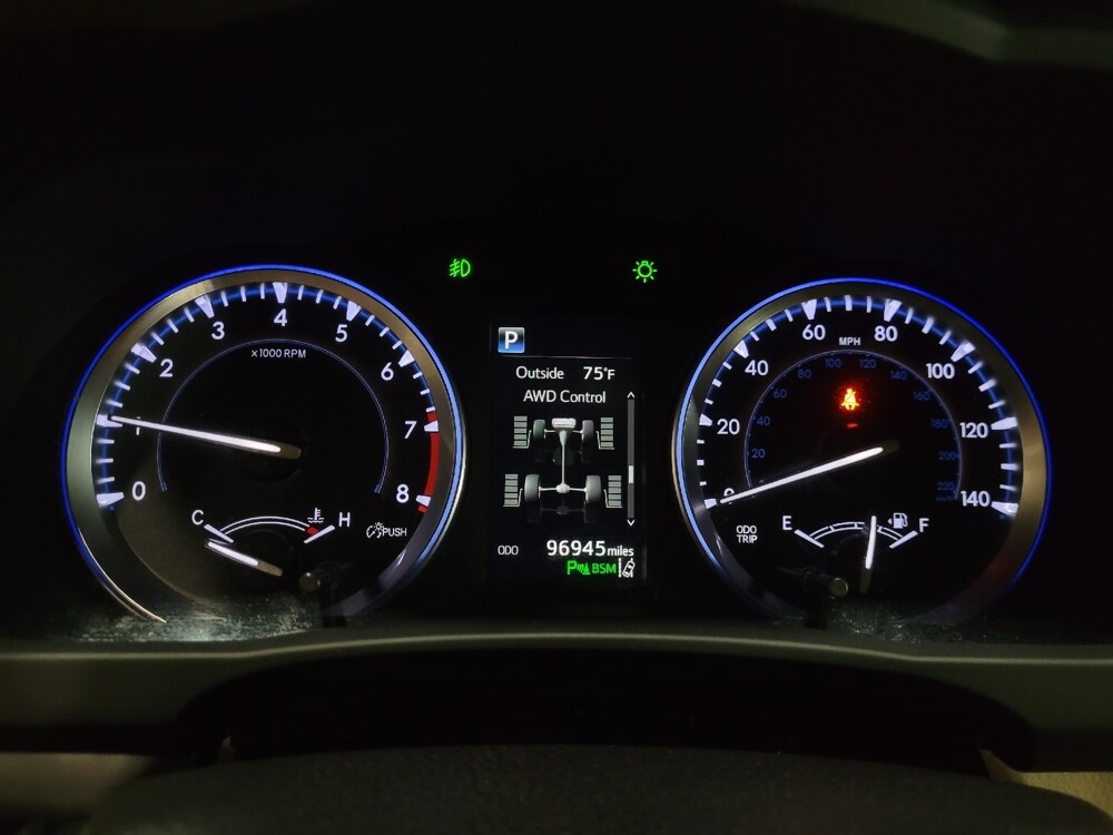 2017 Toyota Highlander in Woodbridge, VA 22191 - 18069534 23