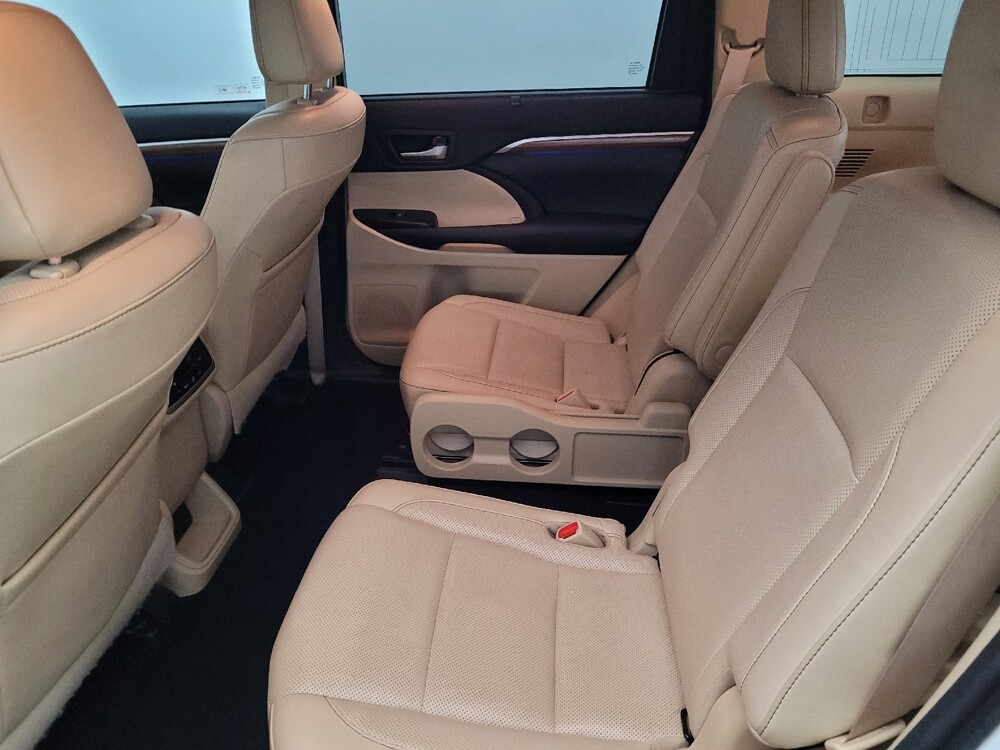 2017 Toyota Highlander in Woodbridge, VA 22191 - 18069534 18