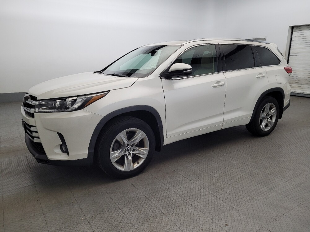 2017 Toyota Highlander in Woodbridge, VA 22191 - 18069534 2