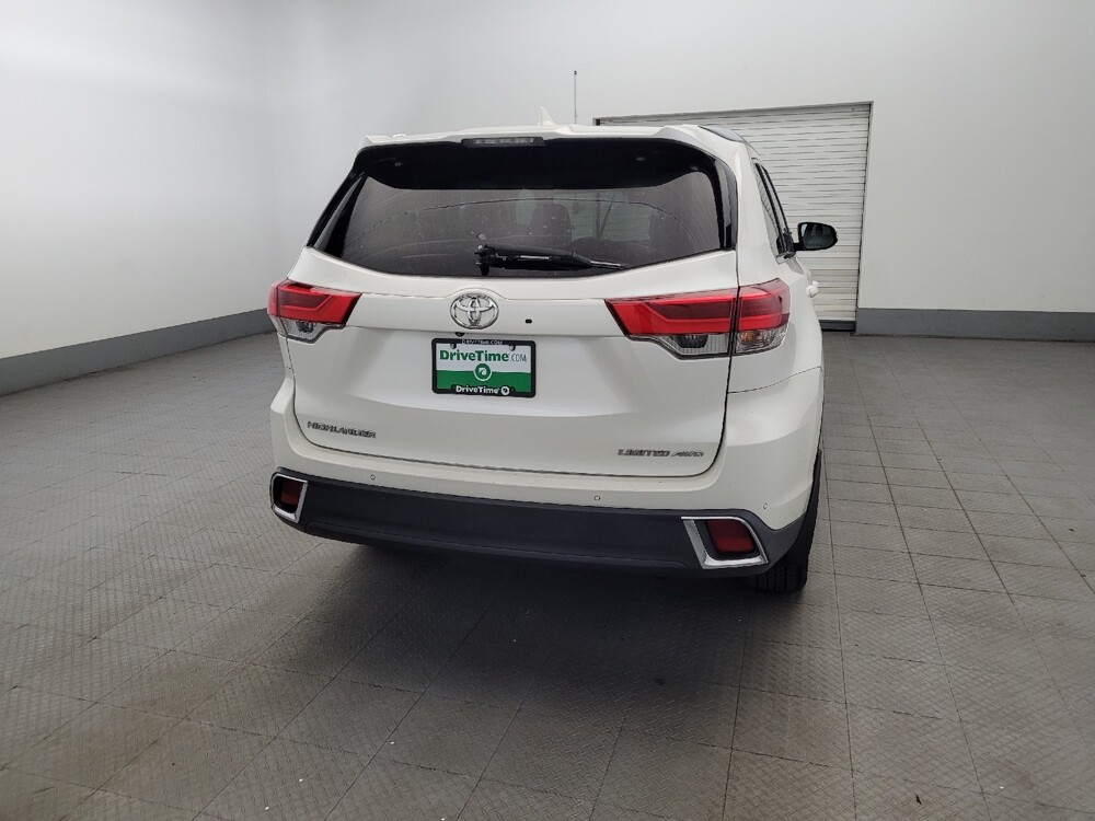 2017 Toyota Highlander in Woodbridge, VA 22191 - 18069534 7