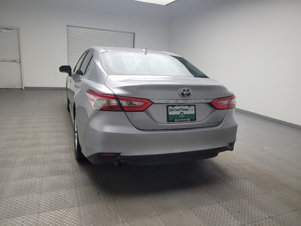 2020 Toyota Camry in Eastpointe, MI 48021 - 18069606 6