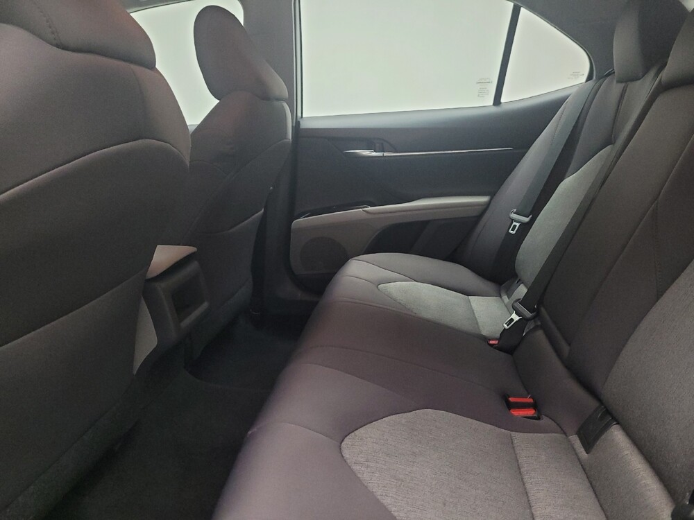 2020 Toyota Camry in Eastpointe, MI 48021 - 18069606 18