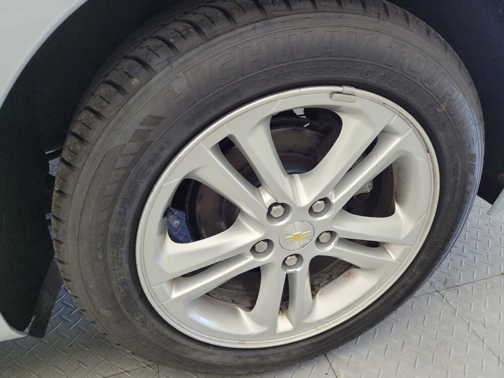 2018 Chevrolet Cruze in Lexington, KY 40509 - 18069609 31