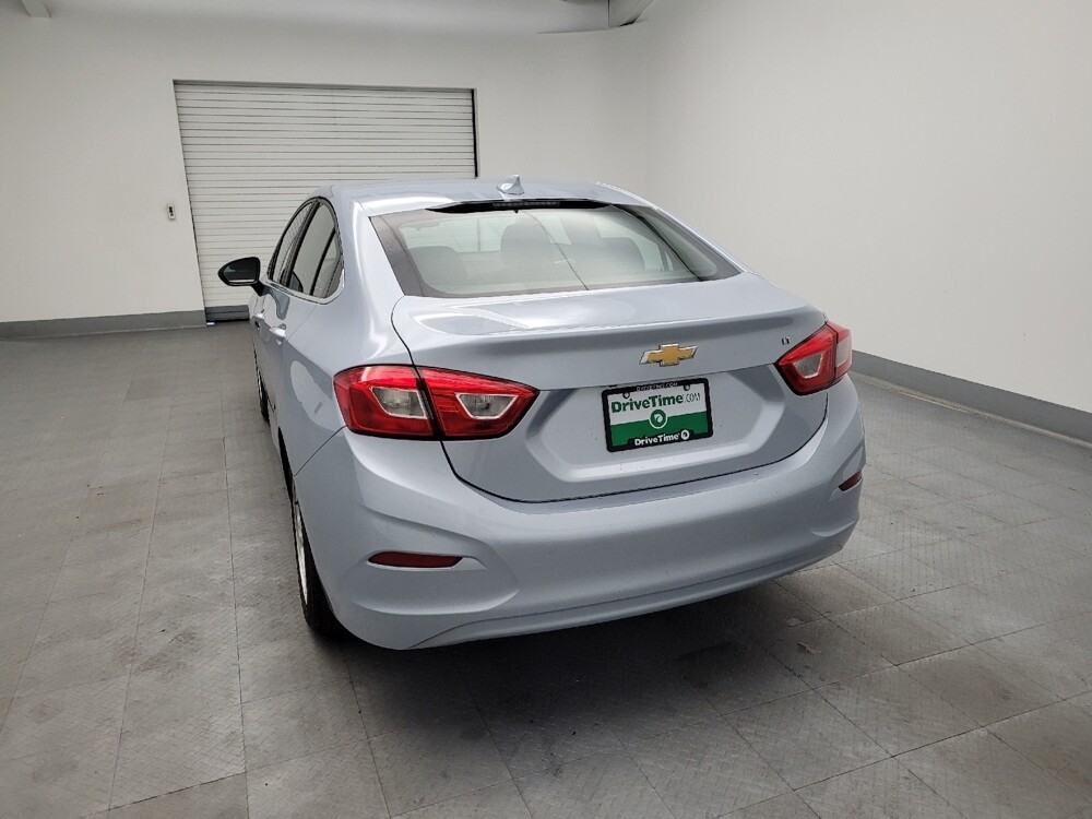 2018 Chevrolet Cruze in Lexington, KY 40509 - 18069609 6