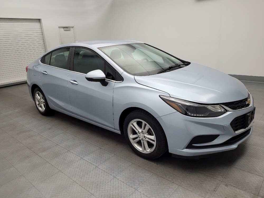 2018 Chevrolet Cruze in Lexington, KY 40509 - 18069609 11