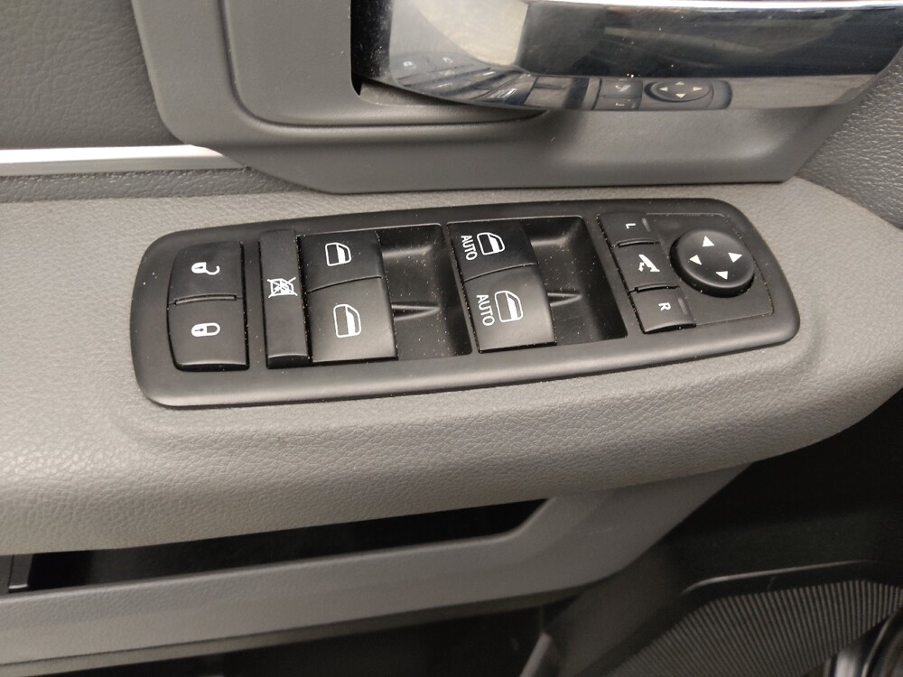 2018 RAM 1500 in St. Louis, MO 63136 - 18069611 27