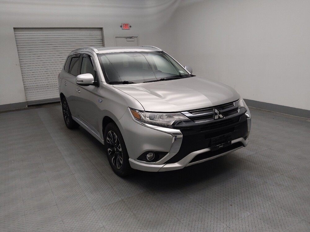 2018 Mitsubishi Outlander in Lombard, IL 60148 - 18069633 13