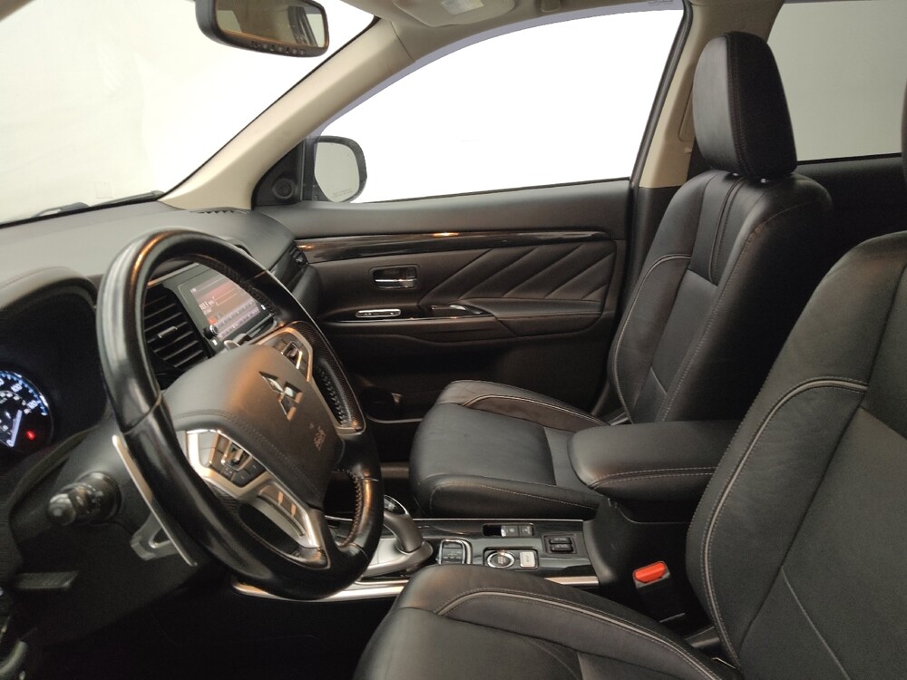2018 Mitsubishi Outlander in Lombard, IL 60148 - 18069633 17