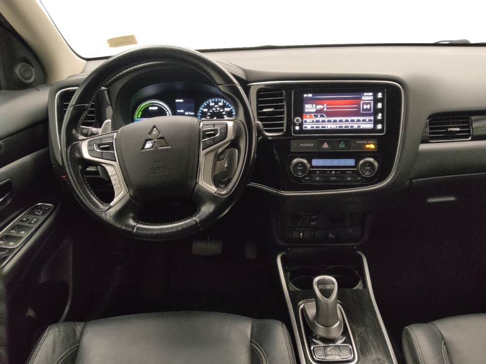2018 Mitsubishi Outlander in Lombard, IL 60148 - 18069633 22