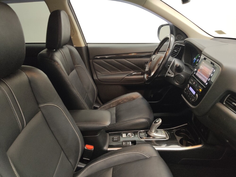 2018 Mitsubishi Outlander in Lombard, IL 60148 - 18069633 21
