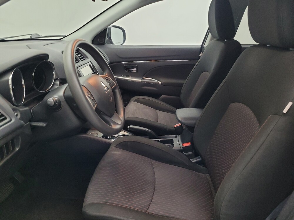 2019 Mitsubishi Outlander Sport in Orlando, FL 32808 - 18069693 17