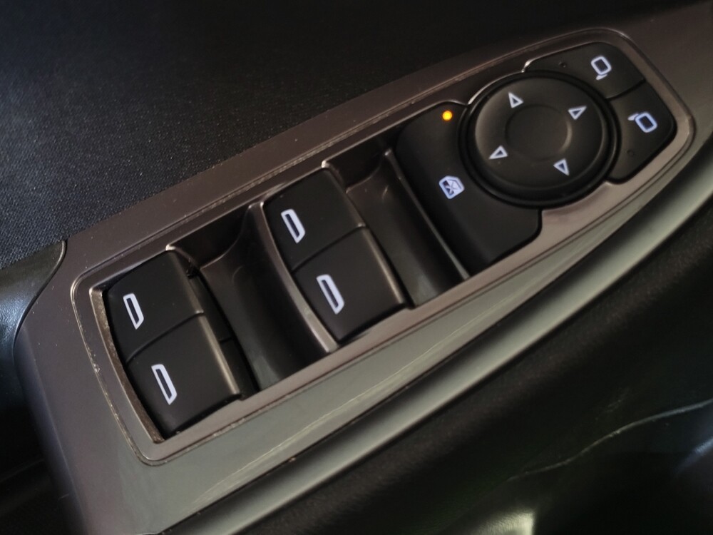 2018 Chevrolet Malibu in Tampa, FL 33612 - 18069697 27