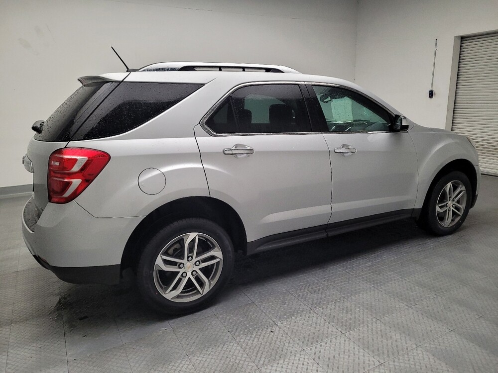 2017 Chevrolet Equinox in Bakersfield, CA 93309 - 18069752 10