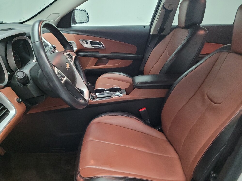 2017 Chevrolet Equinox in Bakersfield, CA 93309 - 18069752 17