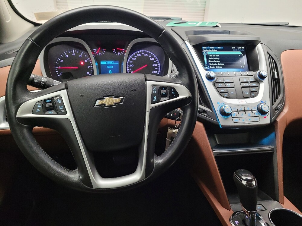 2017 Chevrolet Equinox in Bakersfield, CA 93309 - 18069752 22