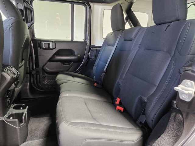 2020 Jeep Wrangler in Cinnaminson, NJ 08077 - 18069768 13