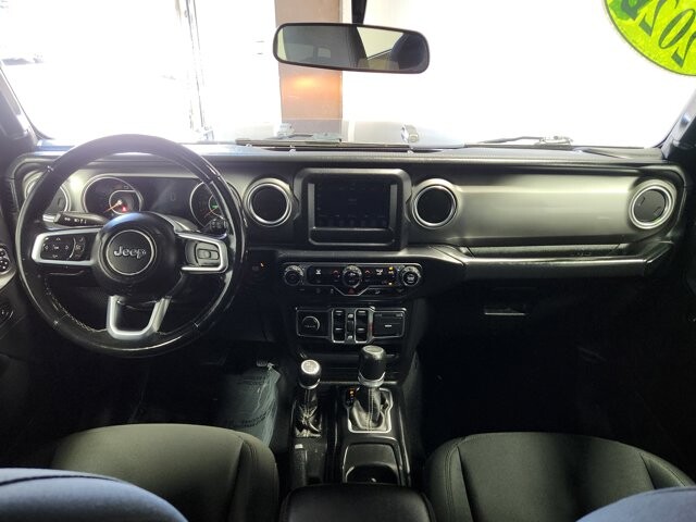 2020 Jeep Wrangler in Cinnaminson, NJ 08077 - 18069768 15