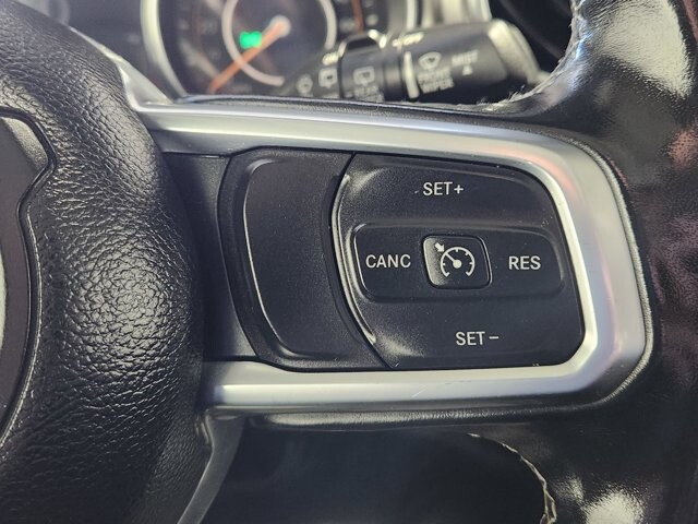 2020 Jeep Wrangler in Cinnaminson, NJ 08077 - 18069768 17