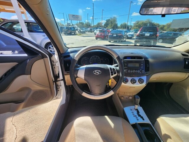 2009 Hyundai Elantra in Cartersville, GA 30120 - 18069776 9