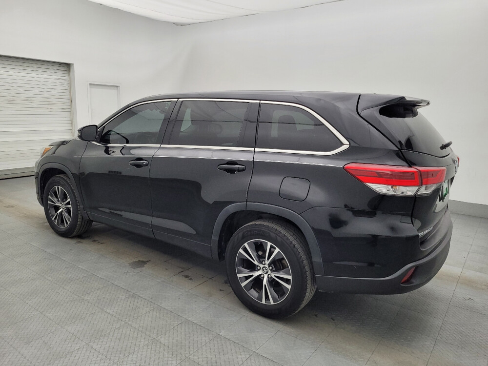 2018 Toyota Highlander in Tallahassee, FL 32304 - 18069803 3