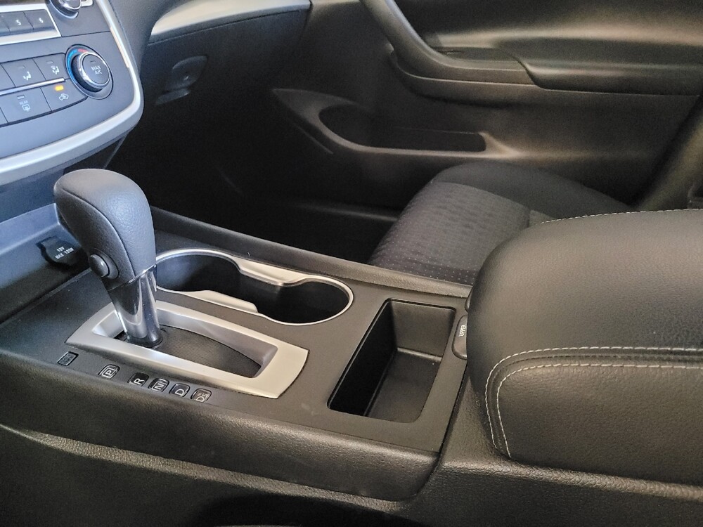 2017 Nissan Altima in Tallahassee, FL 32304 - 18069804 26