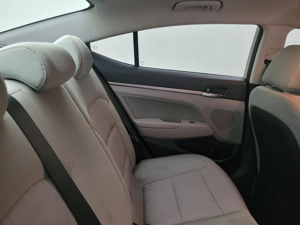 2017 Hyundai Elantra in Tallahassee, FL 32304 - 18069805 19