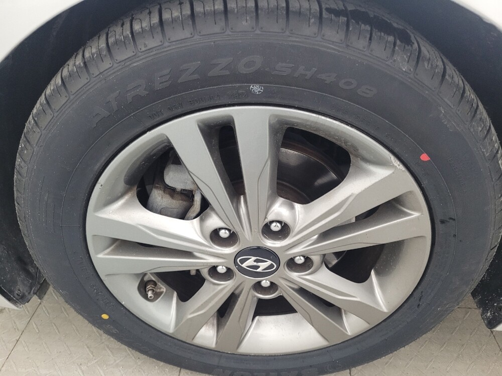 2017 Hyundai Elantra in Tallahassee, FL 32304 - 18069805 31