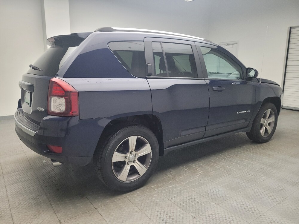 2017 Jeep Compass in Taylor, MI 48180 - 18069870 10