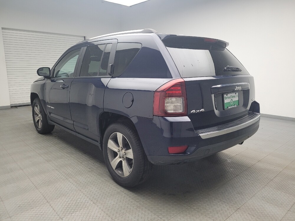 2017 Jeep Compass in Taylor, MI 48180 - 18069870 5