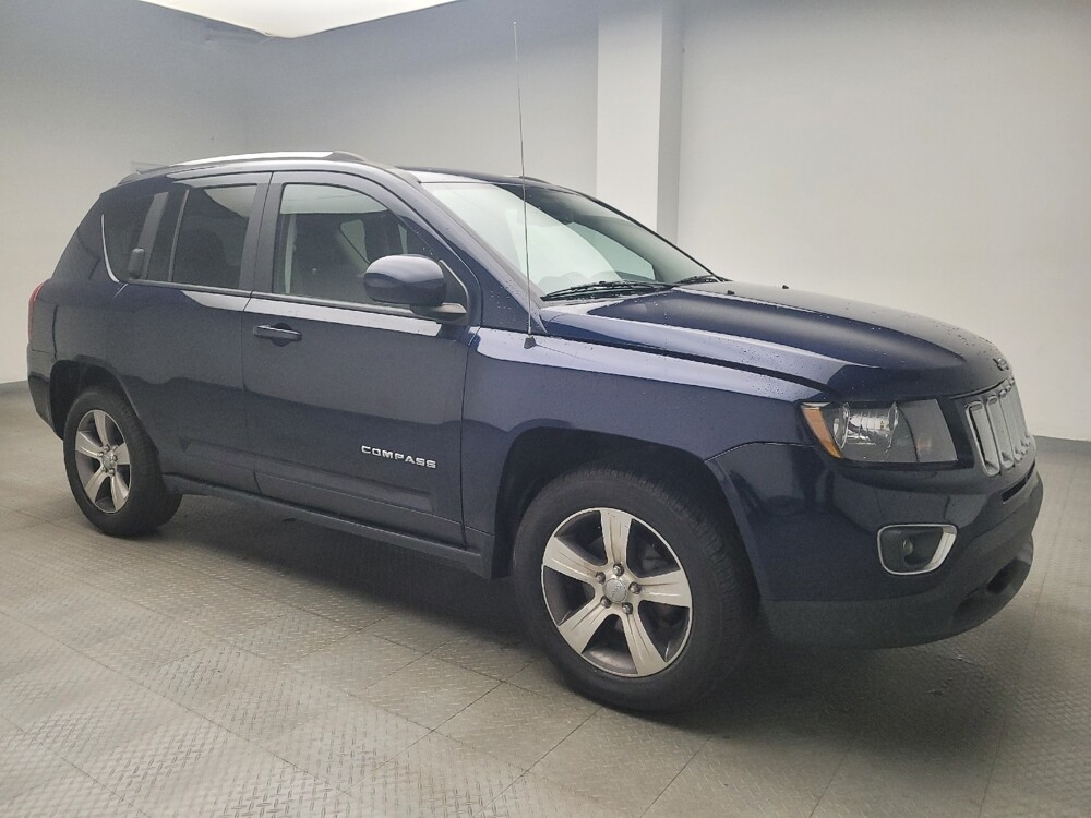 2017 Jeep Compass in Taylor, MI 48180 - 18069870 11