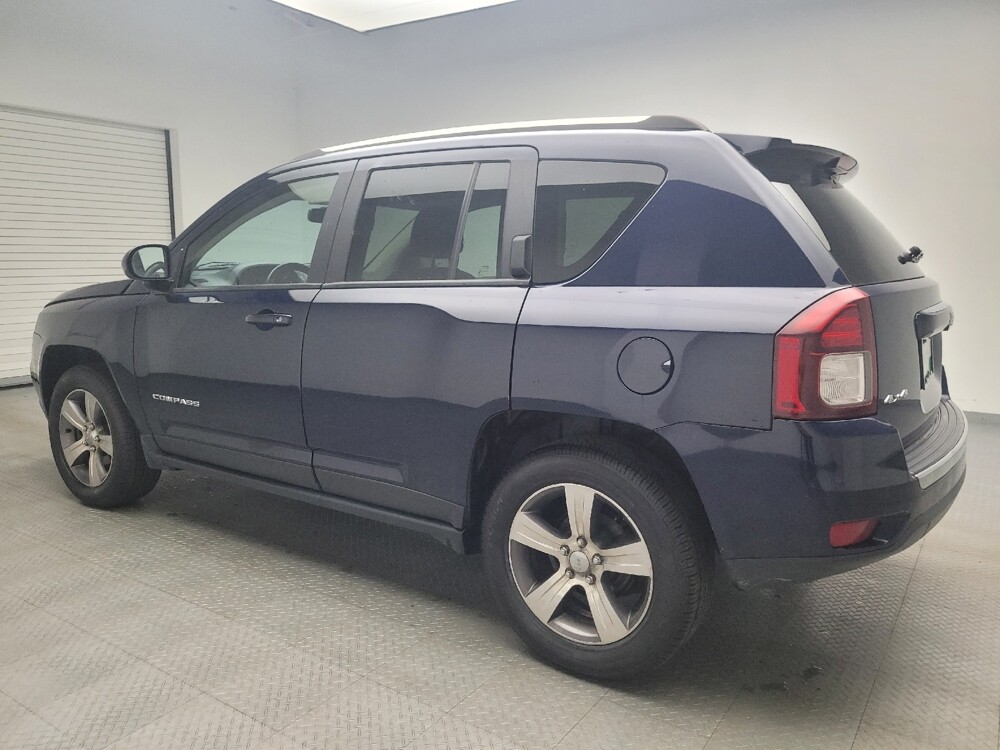 2017 Jeep Compass in Taylor, MI 48180 - 18069870 3