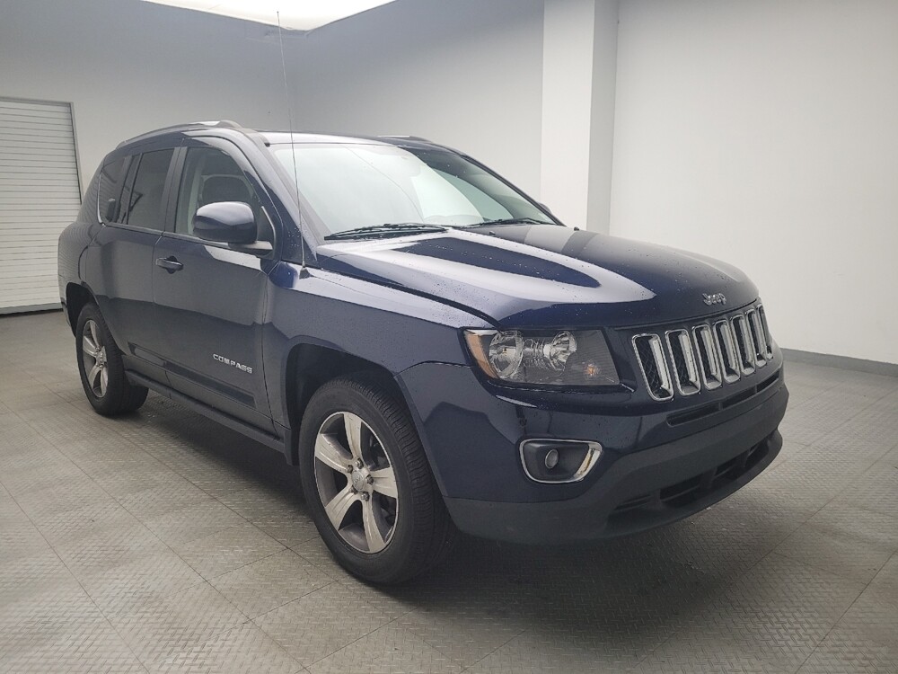 2017 Jeep Compass in Taylor, MI 48180 - 18069870 13