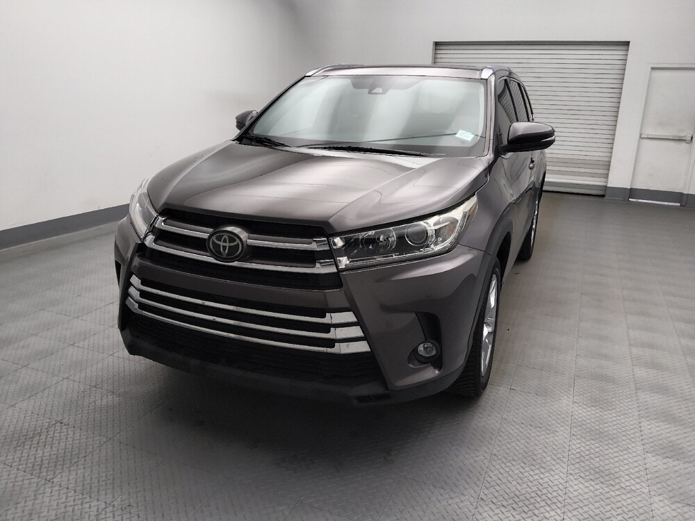2019 Toyota Highlander in Denver, CO 80012 - 18069942 15
