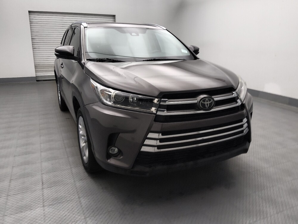 2019 Toyota Highlander in Denver, CO 80012 - 18069942 14