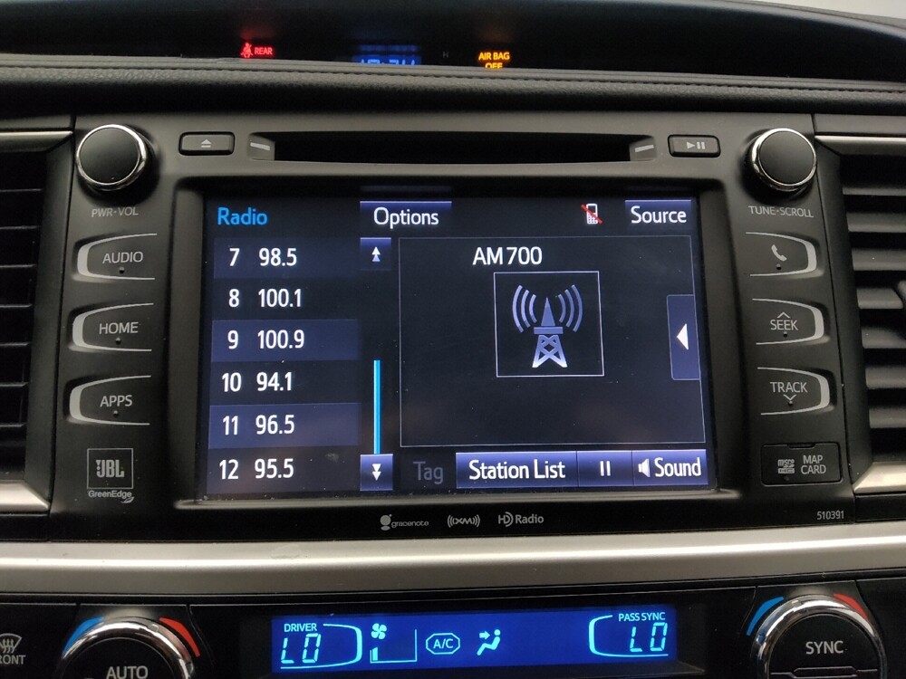 2019 Toyota Highlander in Denver, CO 80012 - 18069942 25