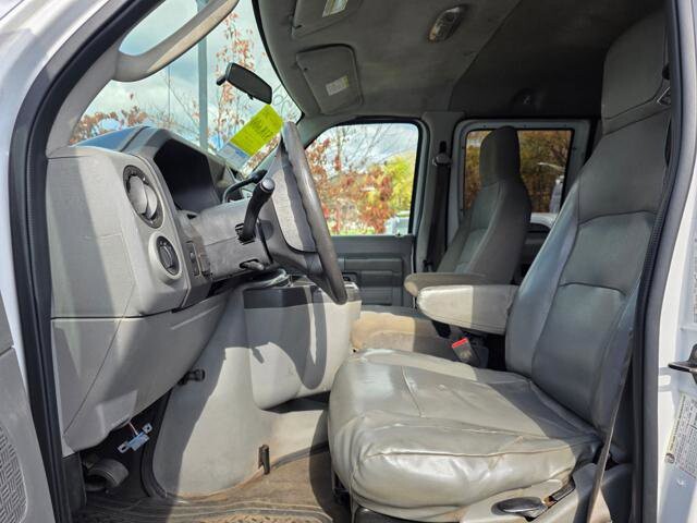 2012 Ford E-350 and Econoline 350 in Blauvelt, NY 10913 - 18069958 11