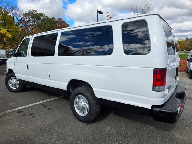 2012 Ford E-350 and Econoline 350 in Blauvelt, NY 10913 - 18069958 5