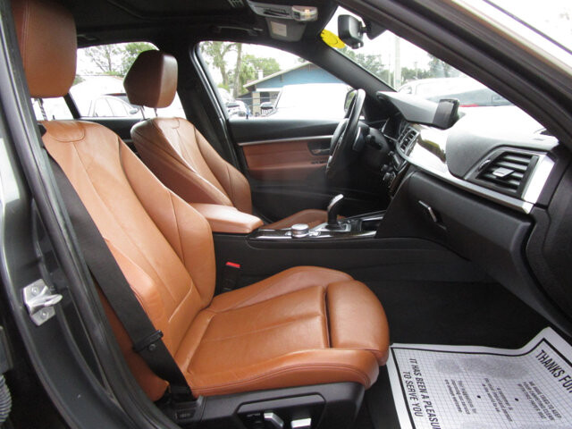 2017 BMW 330i xDrive in Tampa, FL 33604-6914 - 18069967 8