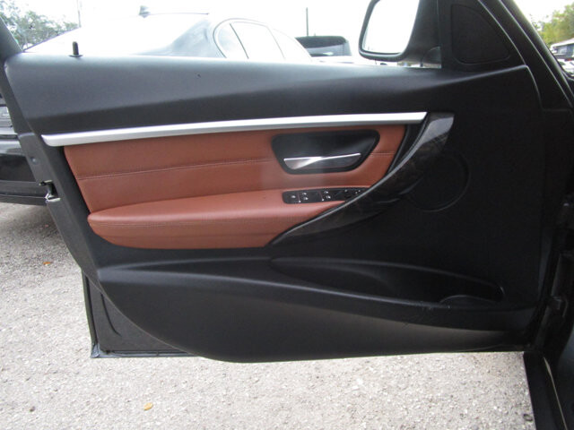 2017 BMW 330i xDrive in Tampa, FL 33604-6914 - 18069967 17