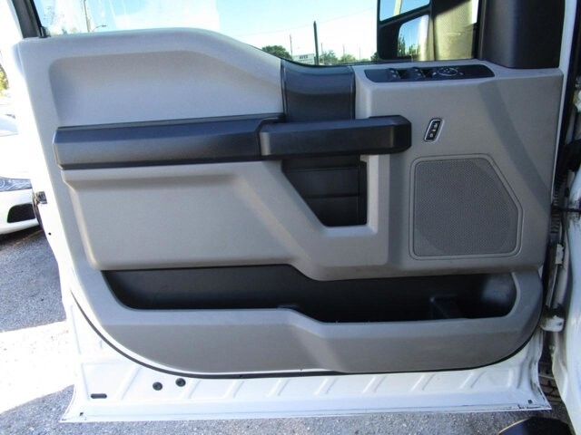 2018 Ford F250 in Tampa, FL 33604-6914 - 18069970 15