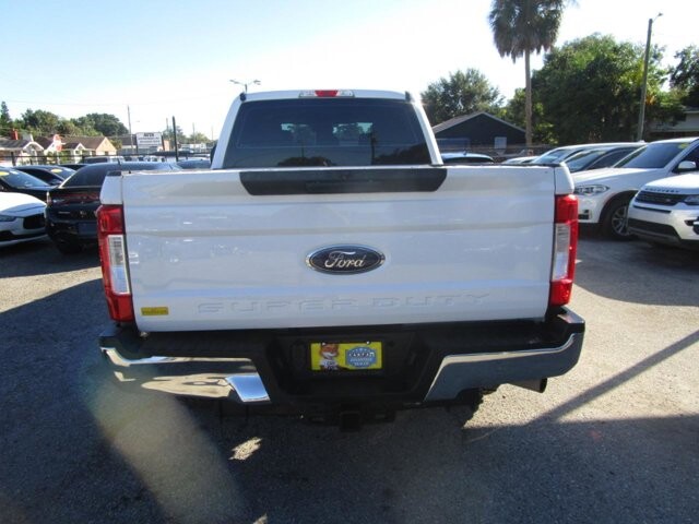 2018 Ford F250 in Tampa, FL 33604-6914 - 18069970 24