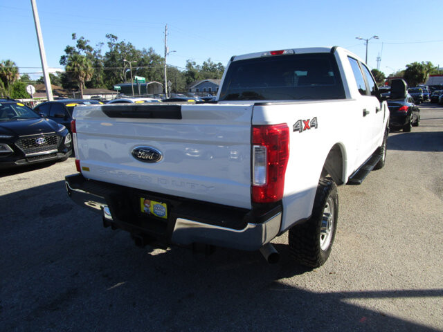 2018 Ford F250 in Tampa, FL 33604-6914 - 18069970 23