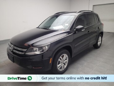 2017 Volkswagen Tiguan in Downey, CA 90241