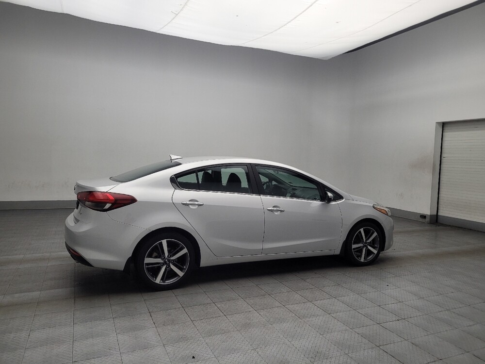 2017 Kia Forte in Macon, GA 31210 - 18069994 10