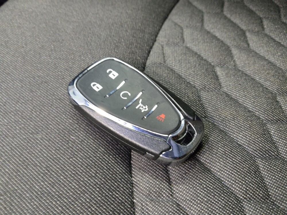 2020 Chevrolet Equinox in Phoenix, AZ 85022 - 18070016 32