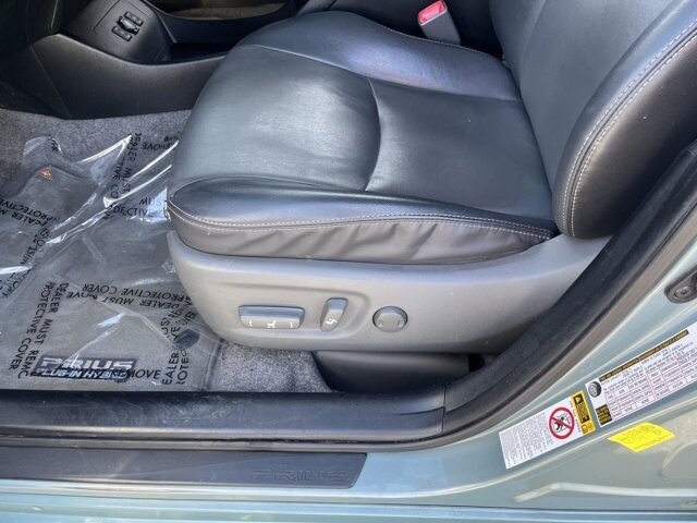 2012 Toyota Prius in Mesa, AZ 85212 - 18070019 104