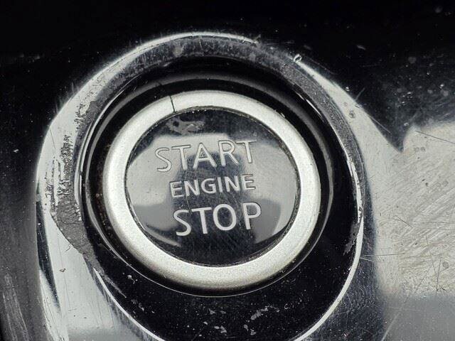 2020 Nissan Versa in Mesa, AZ 85212 - 18070020 20