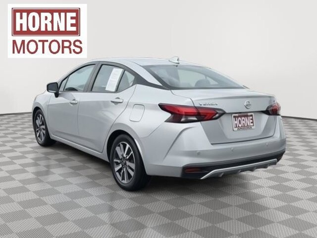 2020 Nissan Versa in Mesa, AZ 85212 - 18070020 5